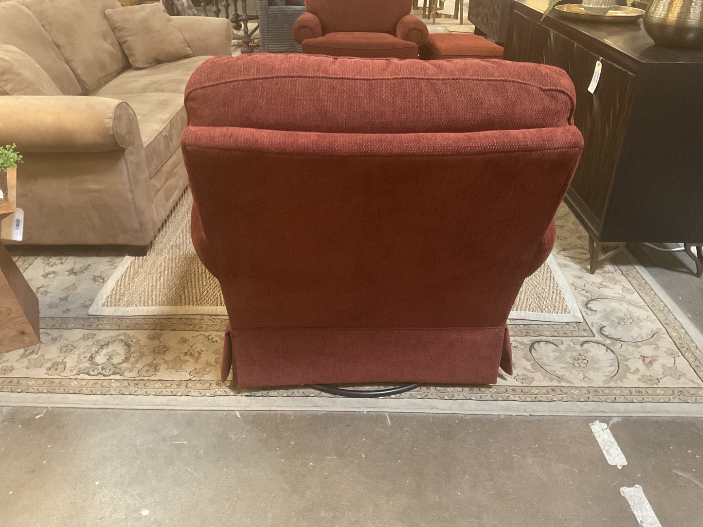 Hearthside Swivel Club Chairs w/Ottoman