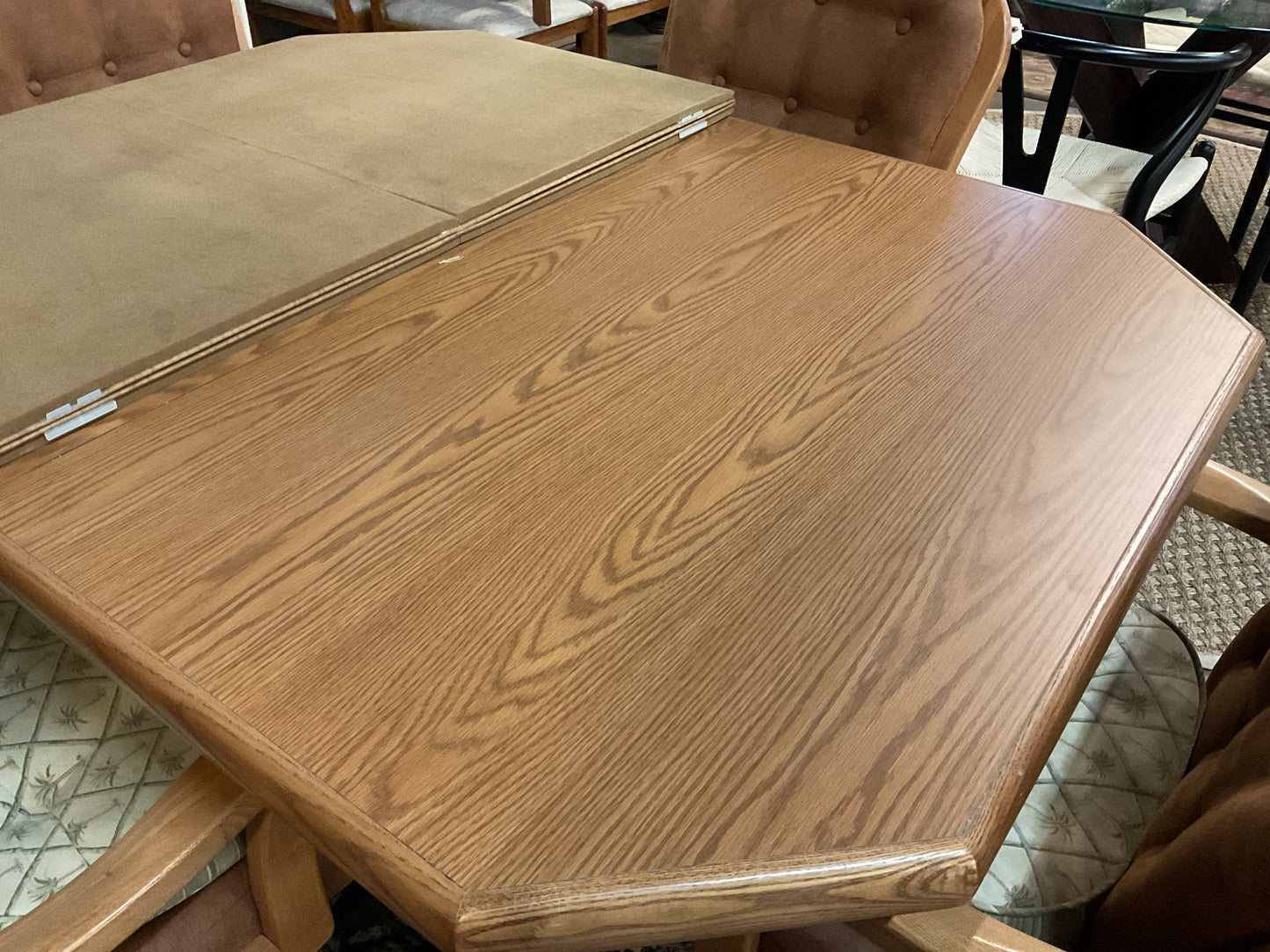 Solid Wood Dining Table w/4 Chairs on Casters