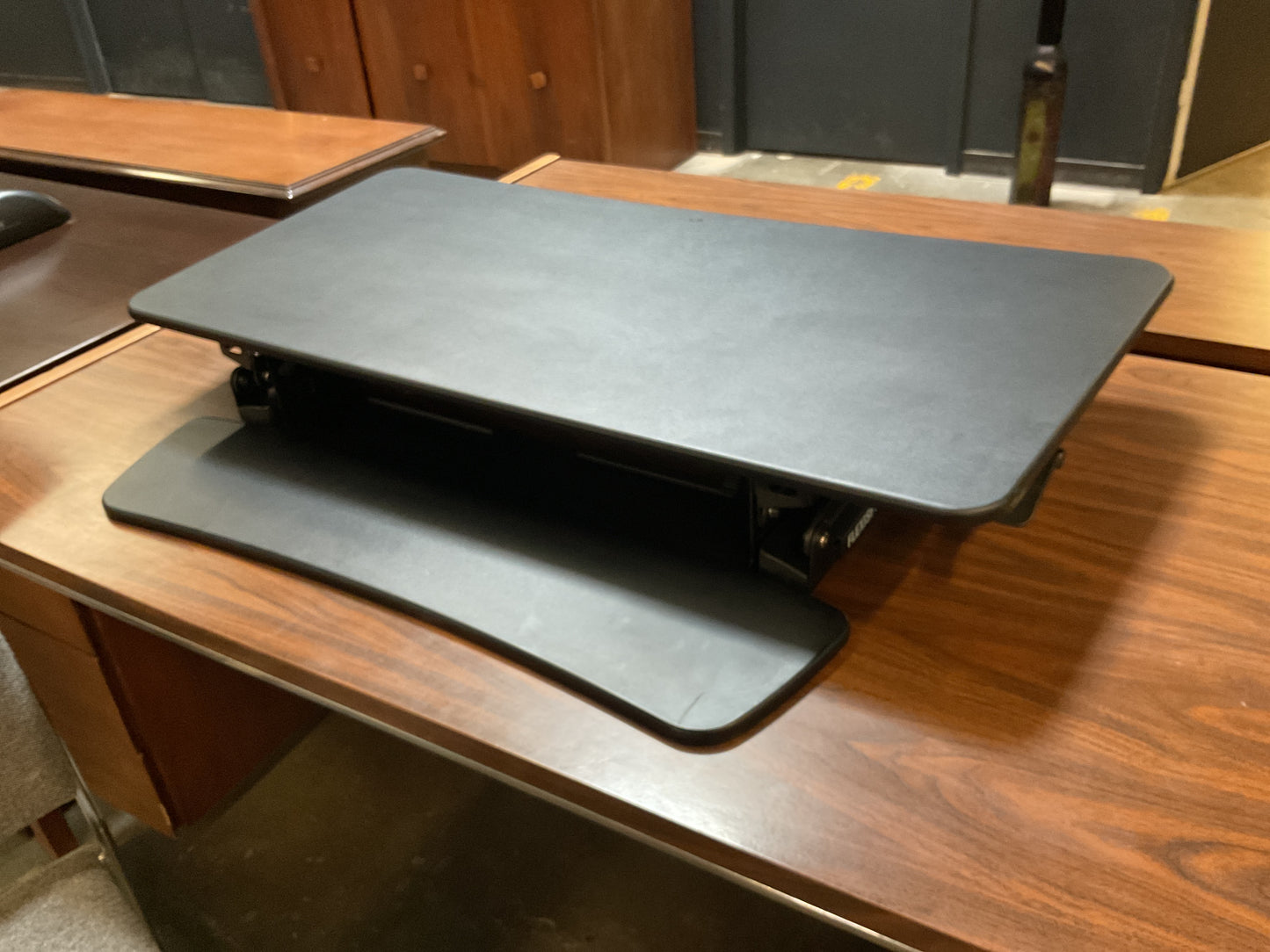 FlexiSpot Adjustable Desk Converter