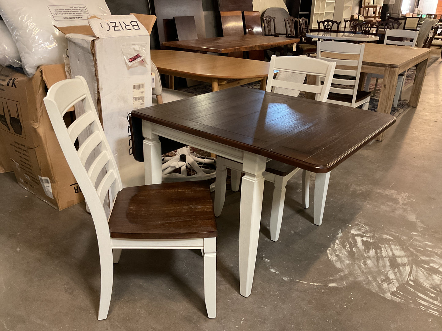 Drop Leaf Table w/4 Ladderback Chairs