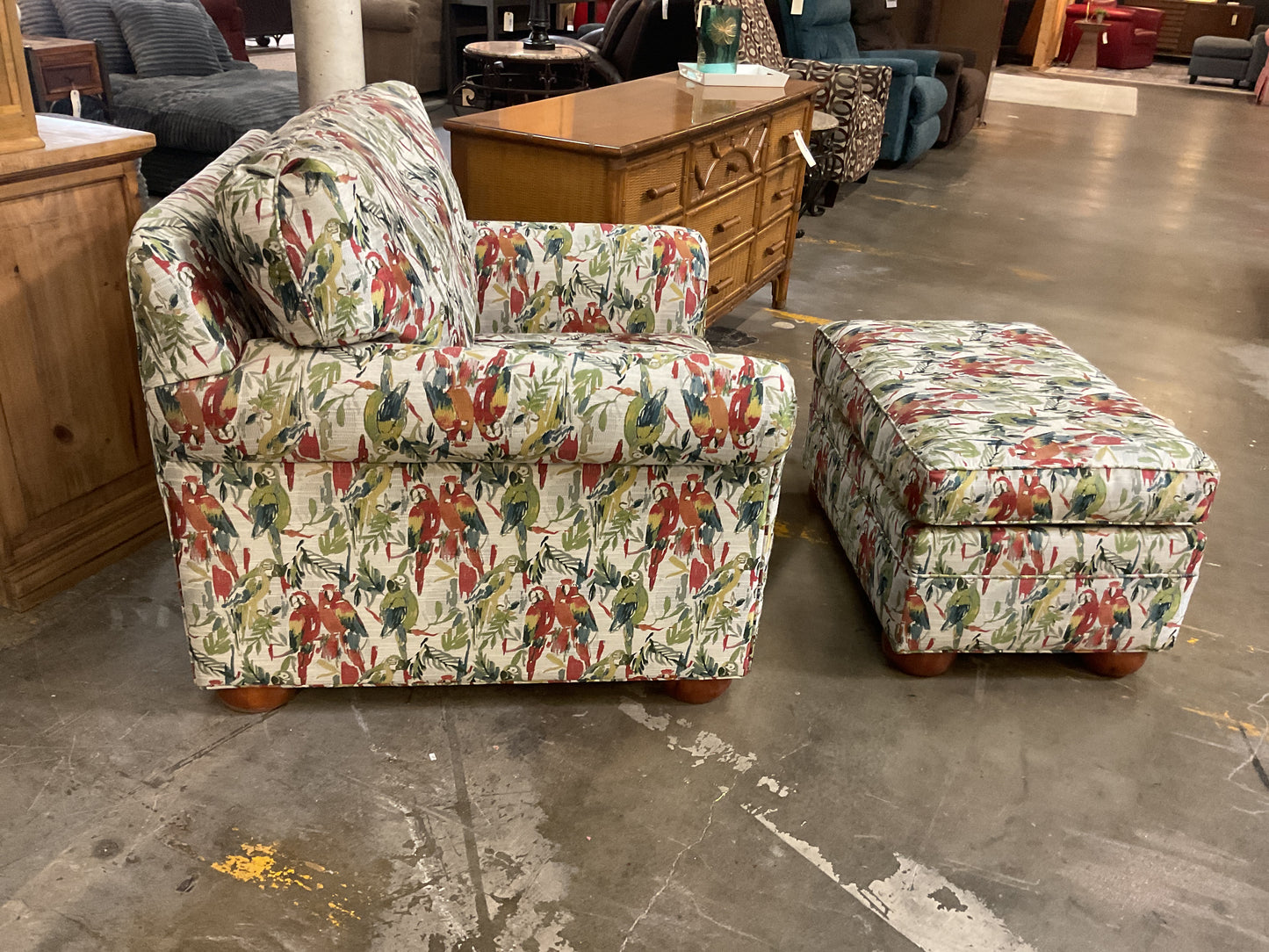 Tropical Club Chair w/Ottoman