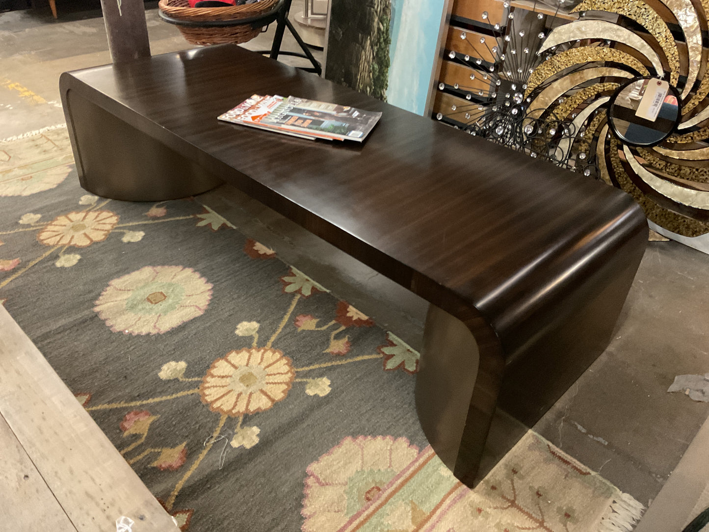 Modern Streamline Solid Wood Coffee Table