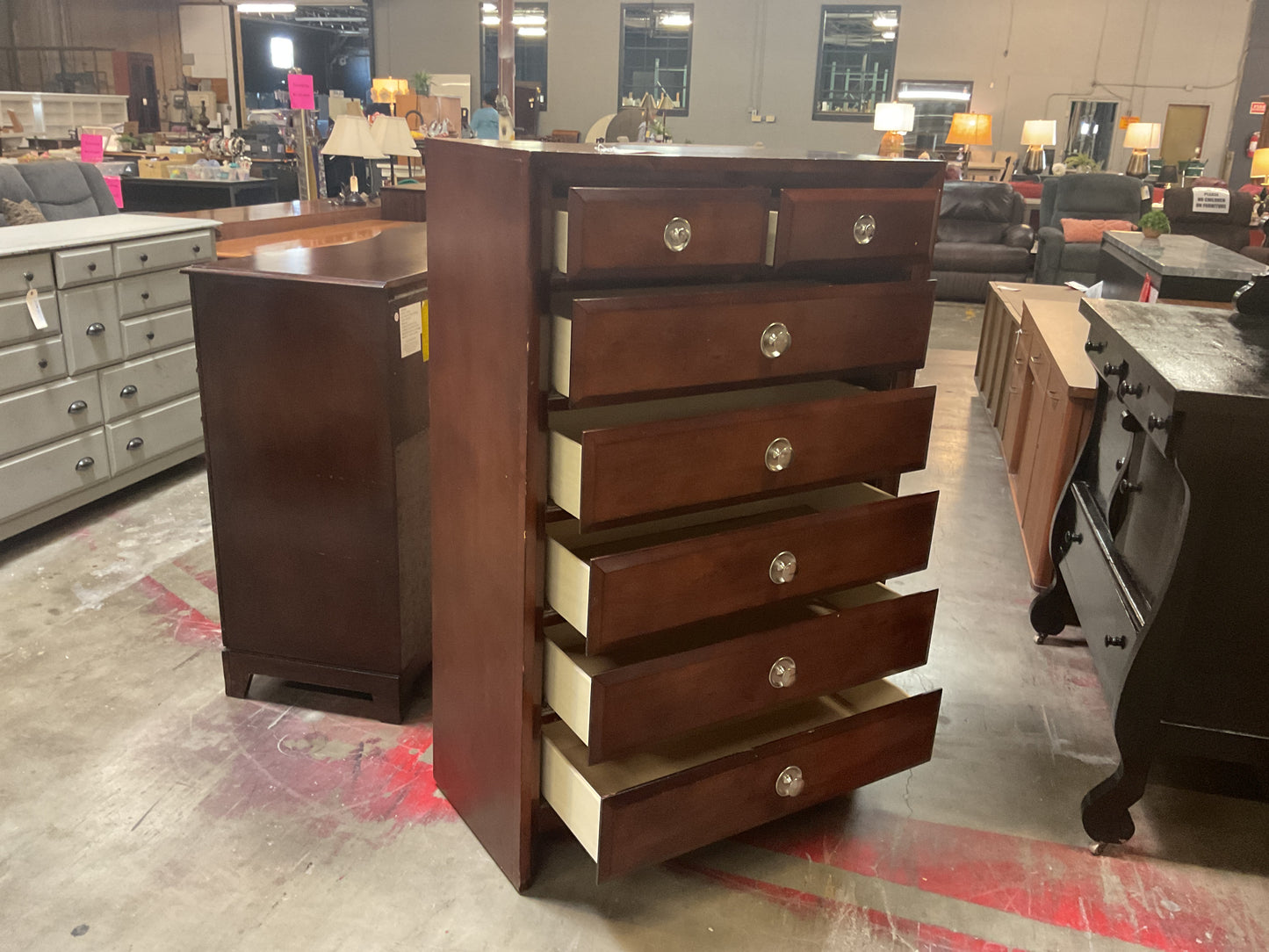 7 Drawer Chest of Drawers