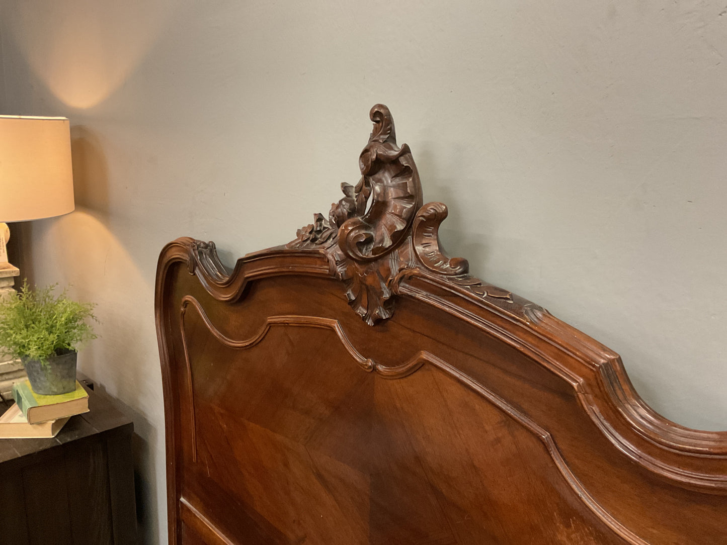 Vintage Wood Carved Full Size Bed