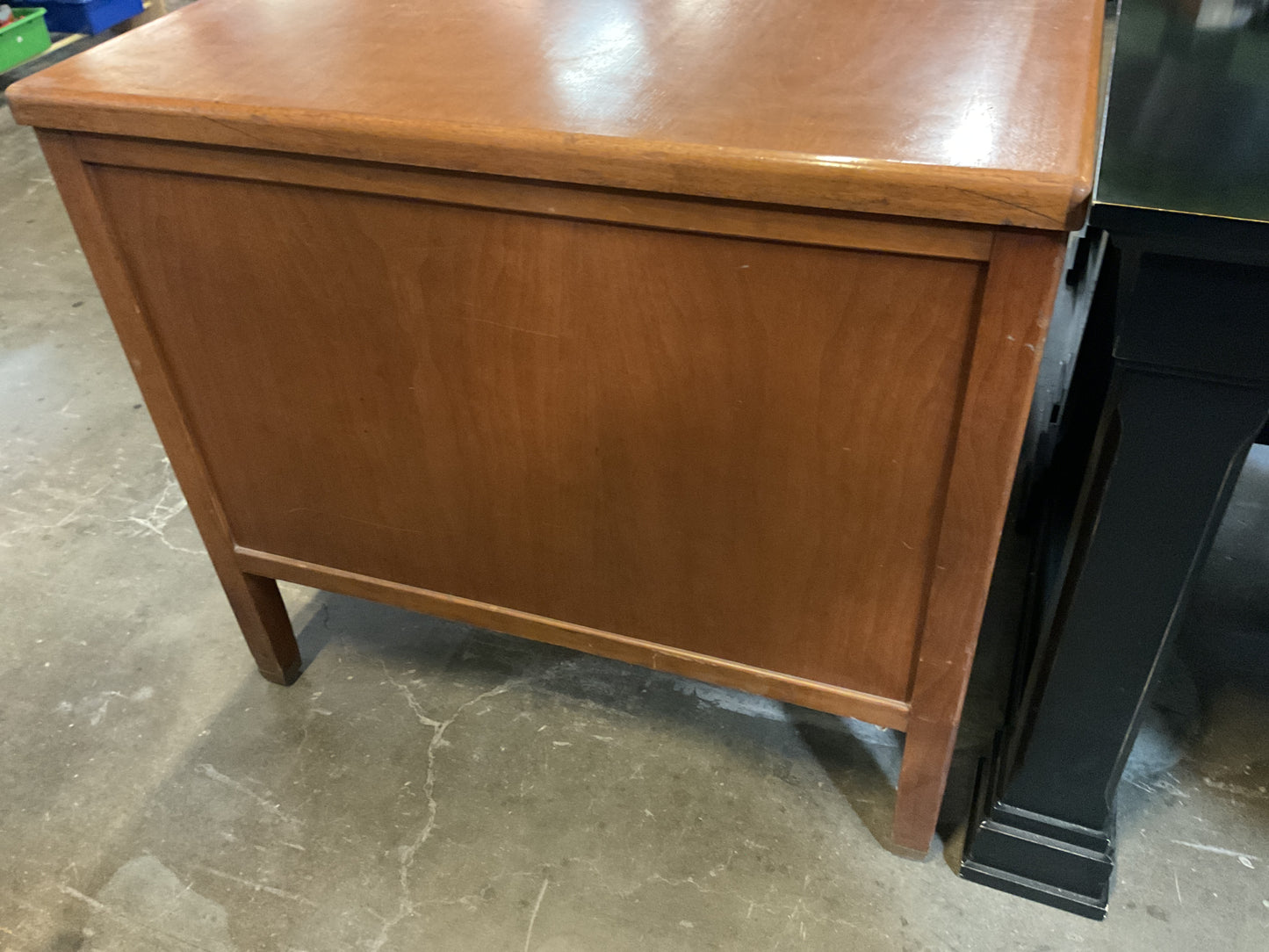 Vintage Solid Oak Teacher Desk w/Key