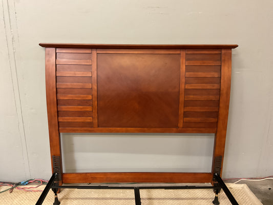 Central Solid Panel Queen Headboard w/Metal Frame