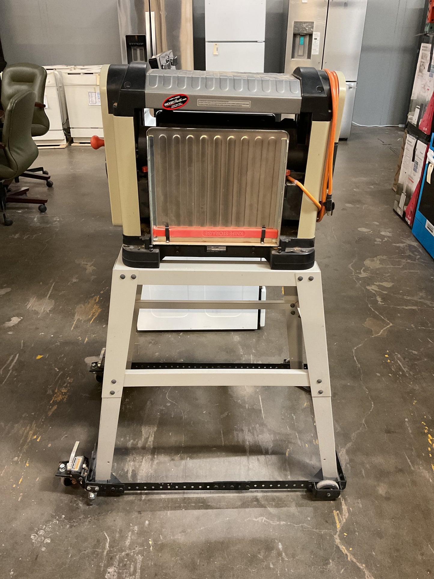 Ridgid 13-inch Thickness Planer w/Stand