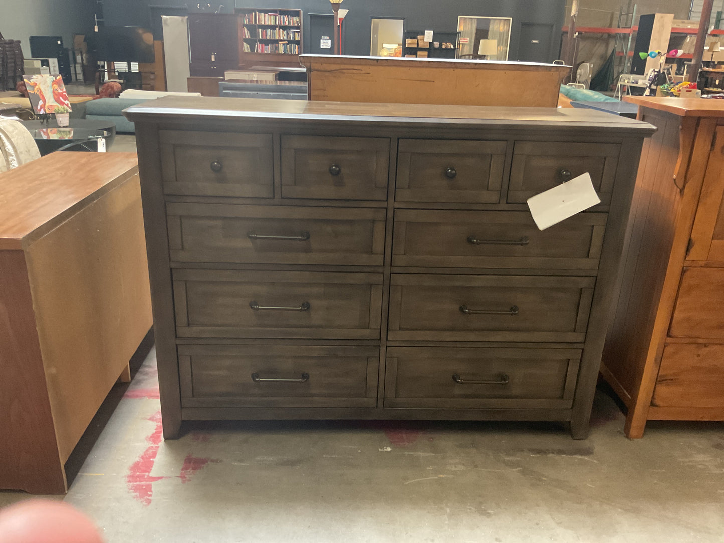 Arnice Solid Wood 10 Drawer Dresser