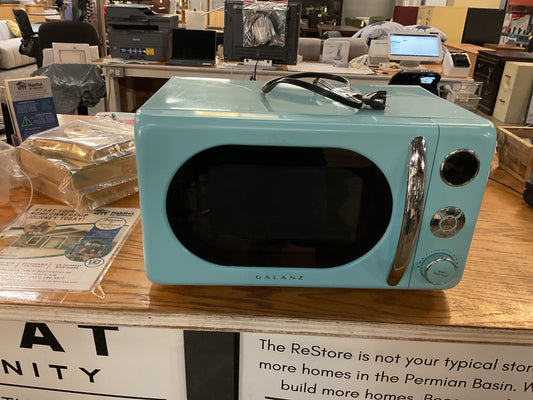 Galanz Retro Countertop Microwave