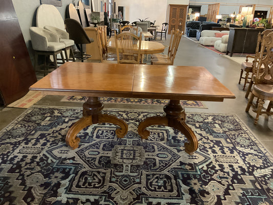 Drexel Heritage Extendable Dining Table