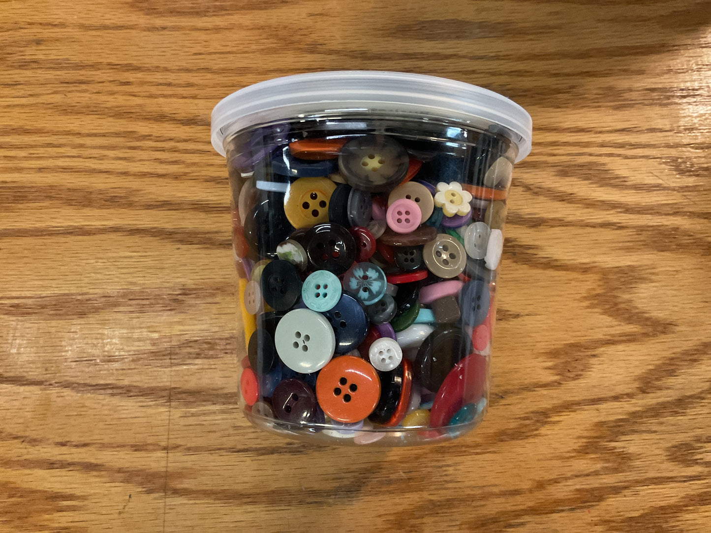 Bucket O’ Buttons (16oz) Assorted