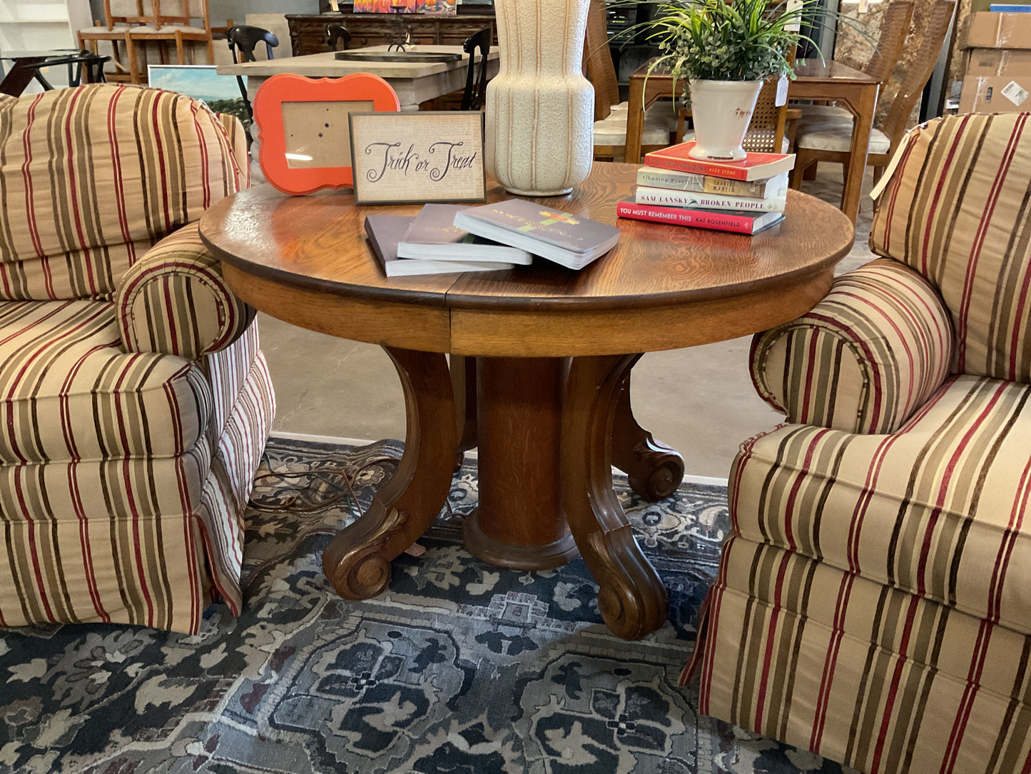 Vintage Oak Extendable Dining Table