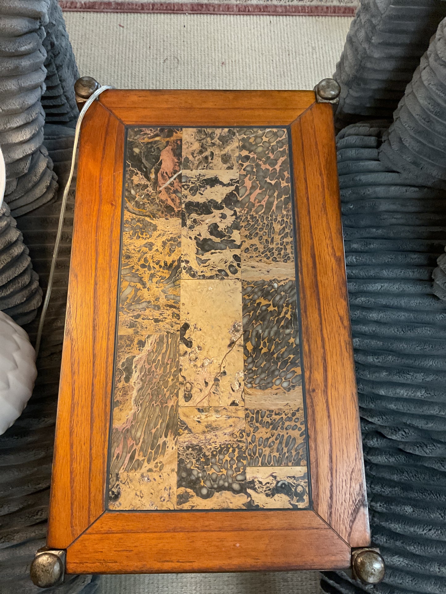 Riverside Chairside Table w/Pullout