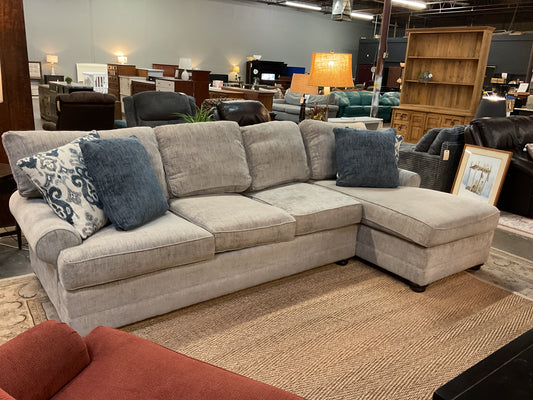 Darby Chaise Sectional Sofa