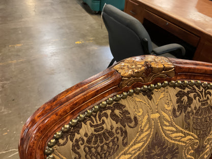 Stationery Leather Bottom Bar Stool