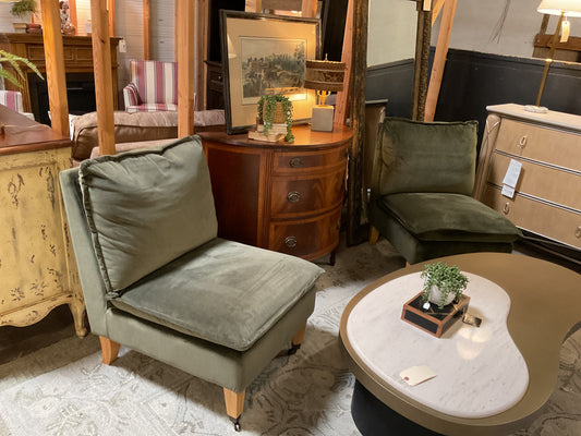 Pillow Top Slipper Chair