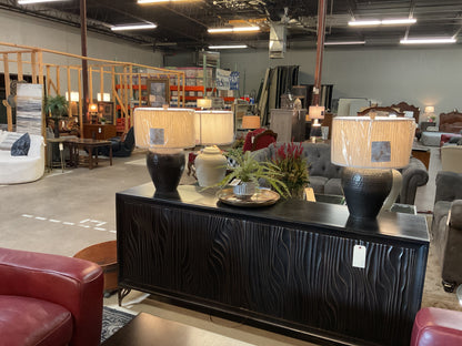 Metal Hammered Lamp w/ Shade