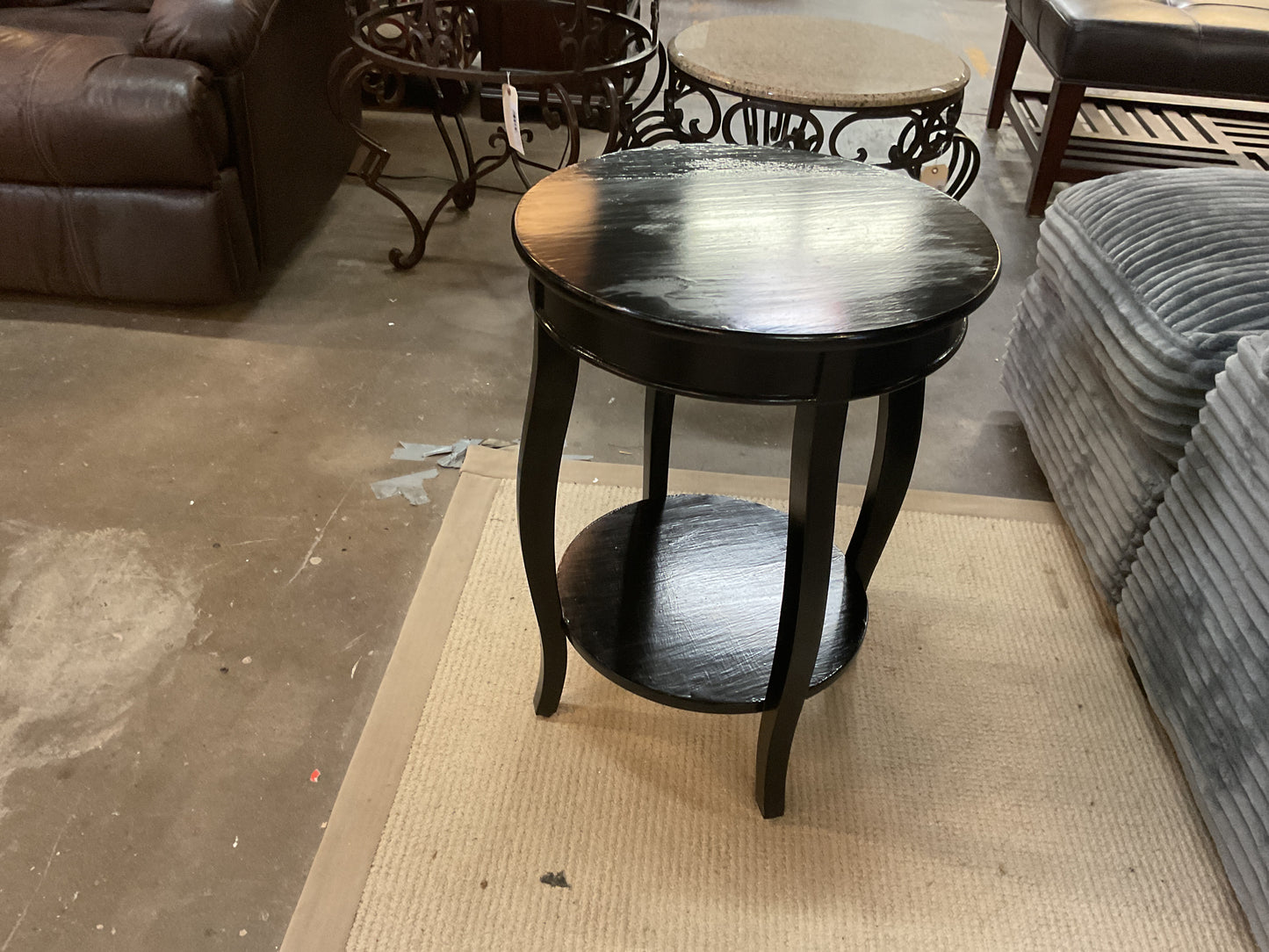 Painted Powell Round Table w/Shelf
