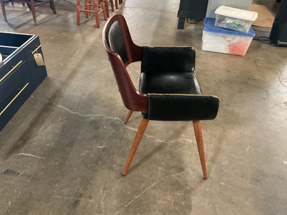 Carson Leisure Chair