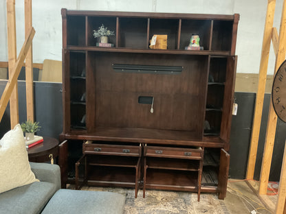 Entertainment Media Center