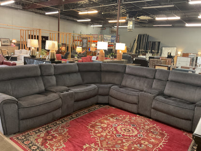 Sectional w/3 Reclining Seats