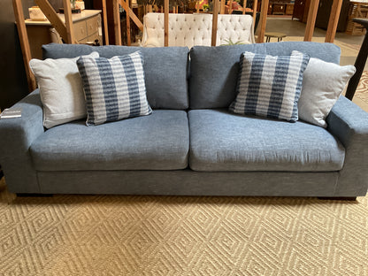 Belvoir Nuvella Performance Fabric Sofa