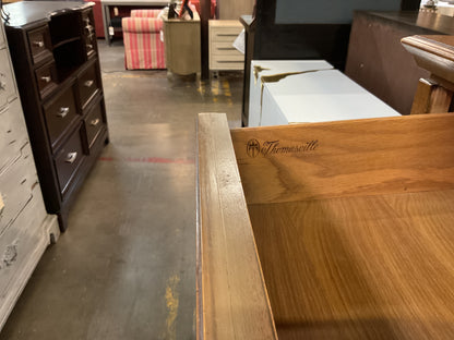 Vintage Thomasville Chest of Drawers