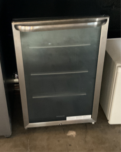 Frigidaire 5.3 Cu Ft Beverage Center