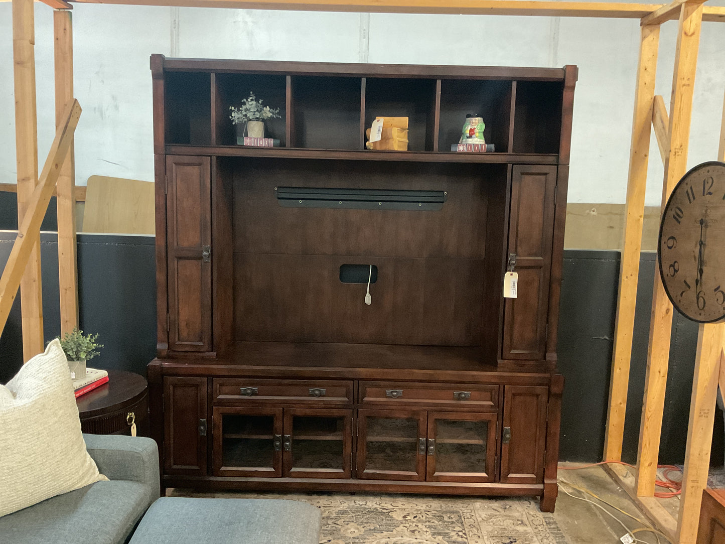 Entertainment Media Center