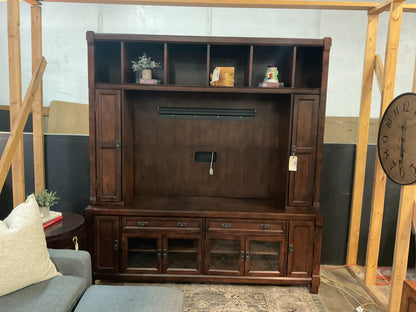 Entertainment Media Center