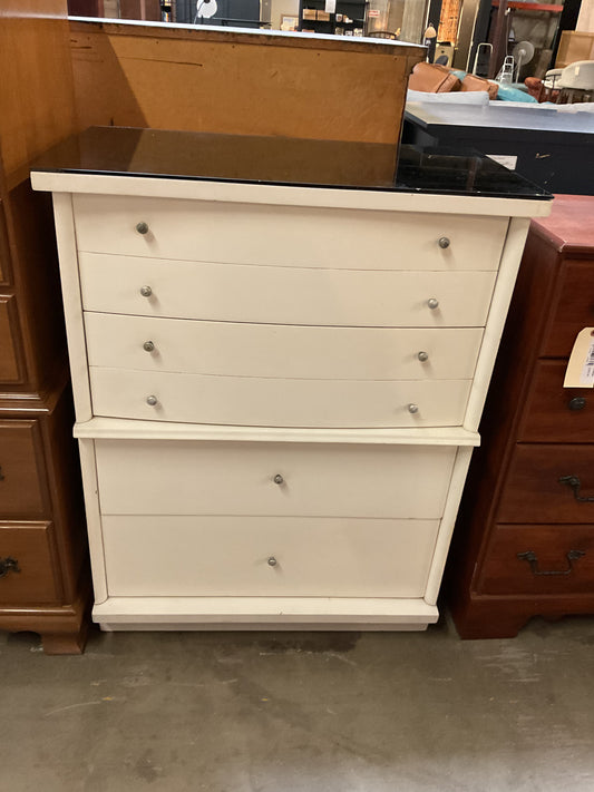 4 Drawer Chest of Drawer w/Glass Top
