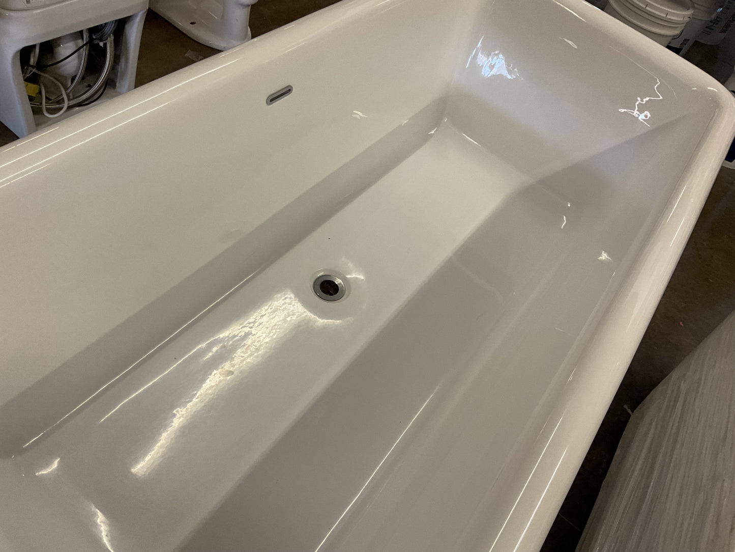 Candace 68.5” Freestanding Bathtub