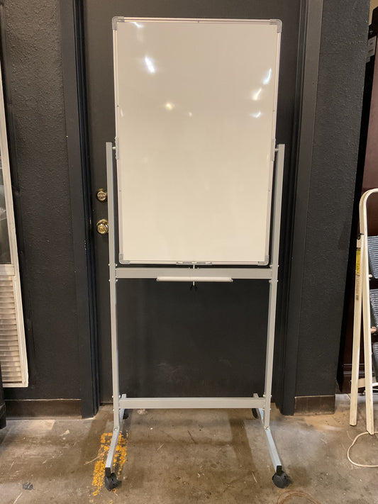 Dynamic Rolling Magnetic Whiteboard